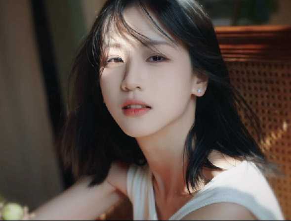 全网高颜值妹子【万能皮】视频推荐,手慢无