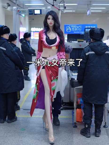 全网高颜值妹子【温软】视频推荐,手慢无