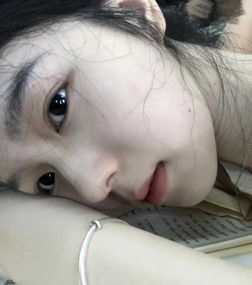 全网高颜值妹子【听雨】视频推荐,手慢无